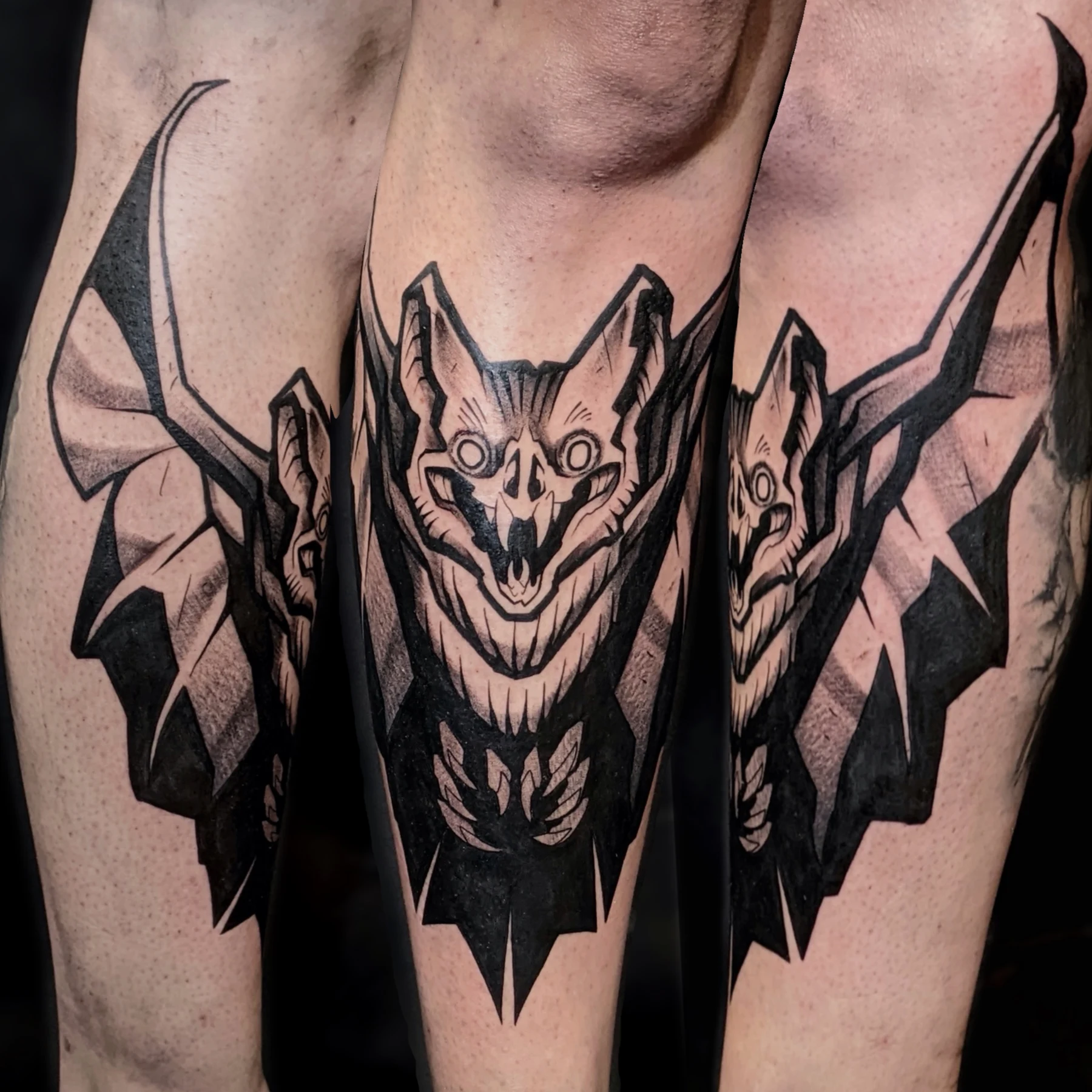 Tatouage illustratif réalisé par Ego, à Toulouse
