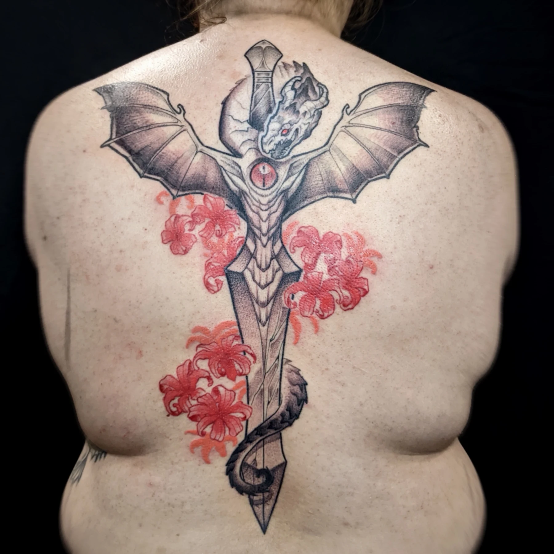Tatouage illustratif réalisé par Ego, à Toulouse