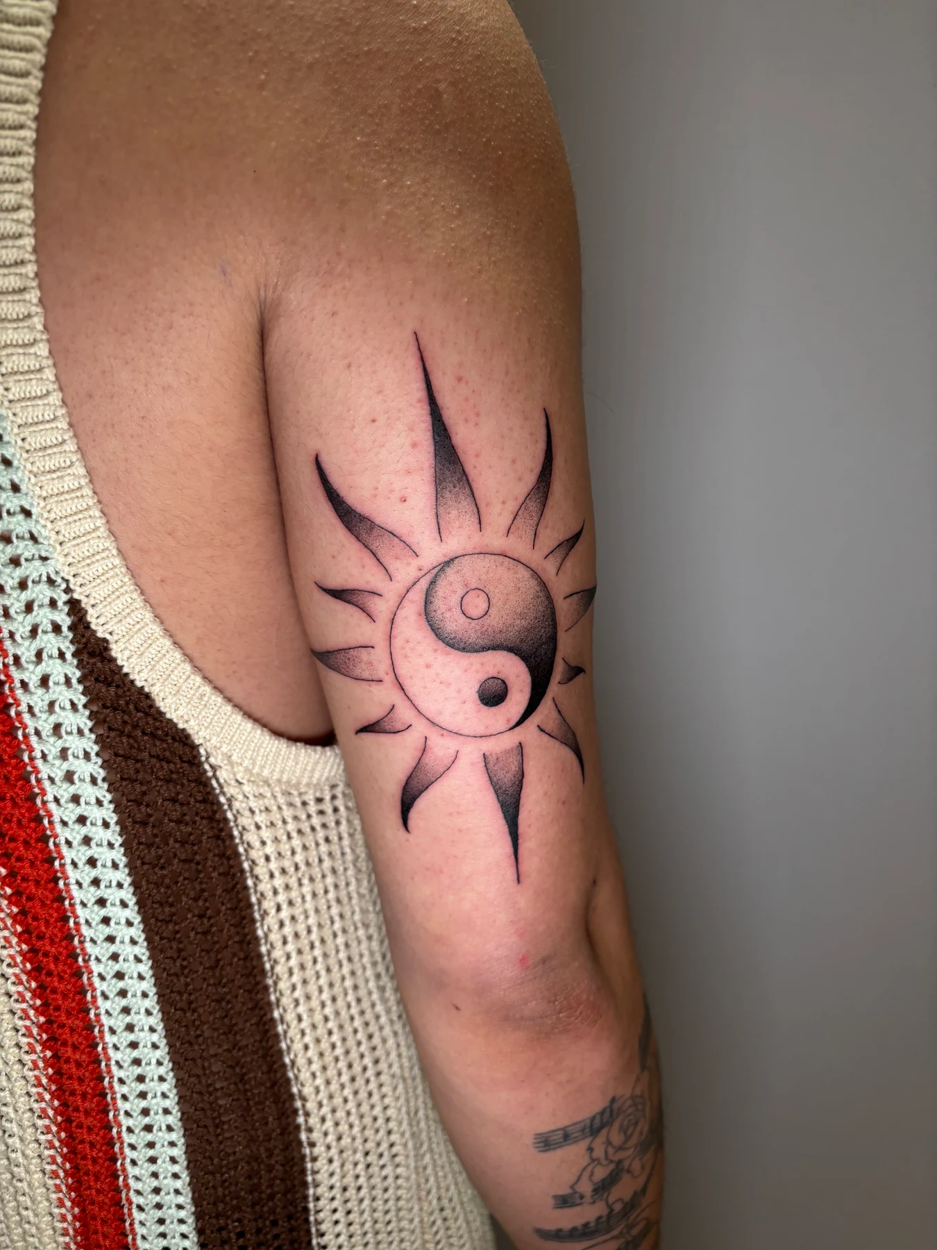 Tatouage néo-japonais réalisé par Le Sneug, à Toulouse