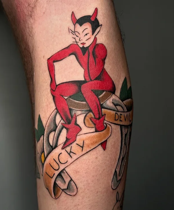Tatouage japonais traditionnel réalisé par Elsa, à Toulouse
