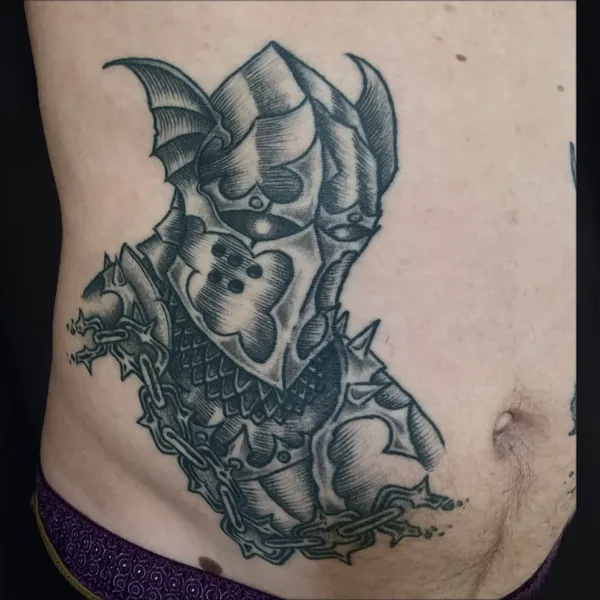 Tatouage gravure, illustratif et trad revisité réalisé par Julien L’Apostat, à Toulouse