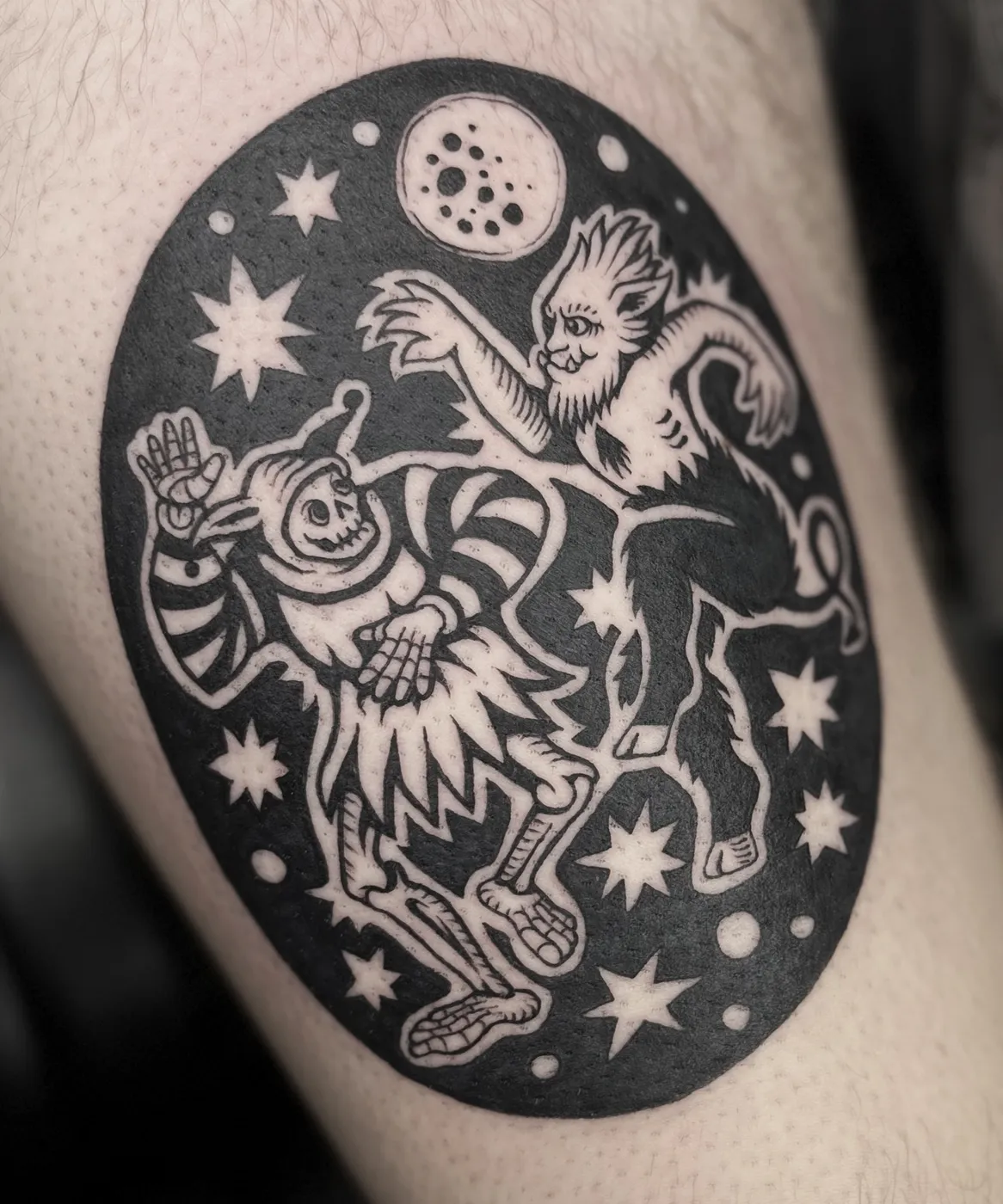 Tatouage blackwork réalisé par Loren De Fer, à Toulouse