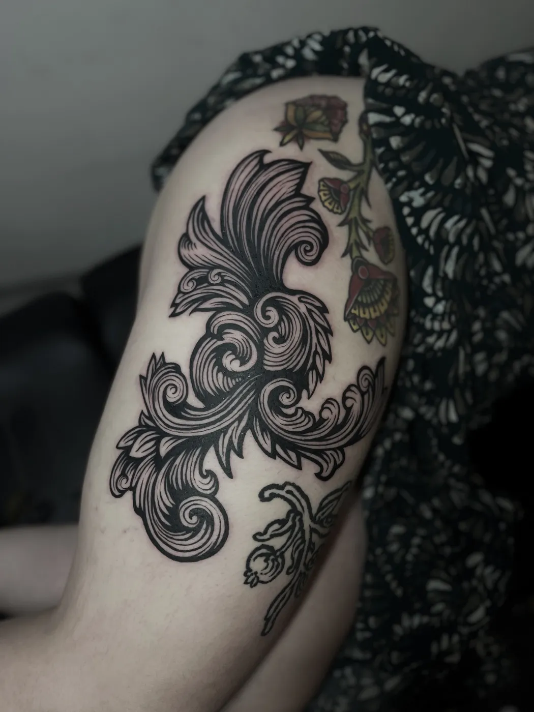 Tatouage blackwork réalisé par Loren De Fer, à Toulouse