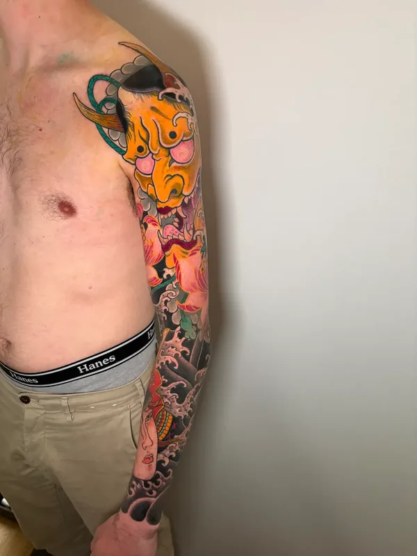 Tatouage japonais moderne réalisé par Tekashi, à Toulouse