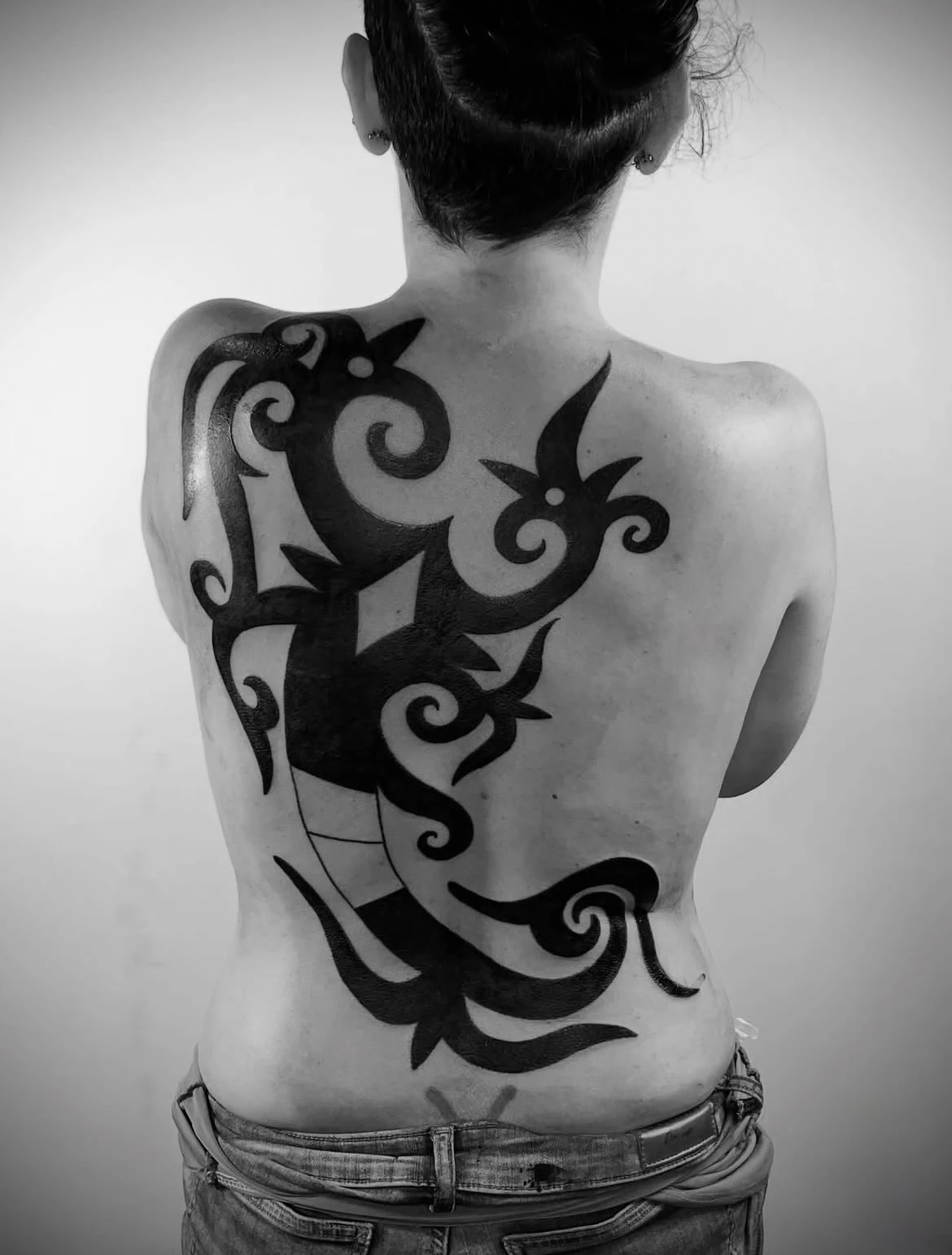Tatouage tribal réalisé par Tias, à Toulouse