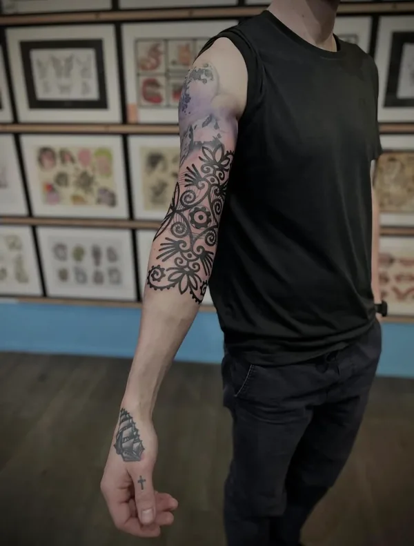 Tatouage tribal réalisé par Tias, à Toulouse